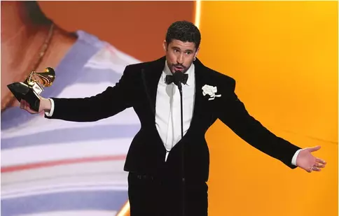 Lista completă a câștigătorilor Grammy 2026! Bad Bunny, Kendrick Lamar și Billie Eilish, marii învingători ai serii