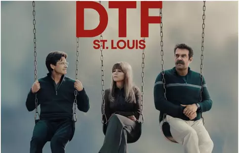 Jason Bateman și David Harbour fac echipă în „DTF St. Louis”: Comedia neagră de pe HBO Max care demonstrează că nicio greșeală nu rămâne neplătită