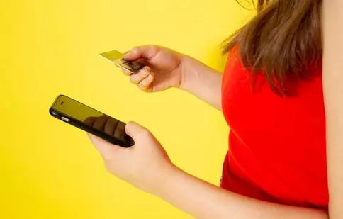 Telefoane ieftine: top 5 modele sub 1800 lei