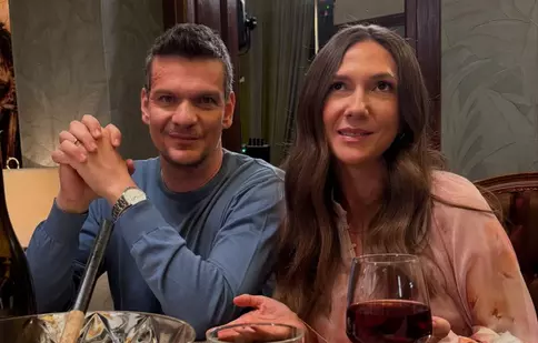 Adela Popescu, proiect secret alături de Tudor Chirilă. Imaginile de pe platourile de filmare care au pus fanii pe jar