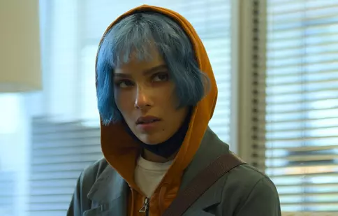 Thrillerul „KIMI”, regizat de Steven Soderbergh, domină topul HBO Max în România. Află povestea Angelei Childs și secretele de la filmări