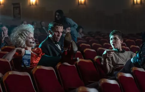 Christian Bale și Jessie Buckley, într-o poveste de dragoste sângeroasă: De ce „Mireasa!” este cel mai așteptat film al primăverii