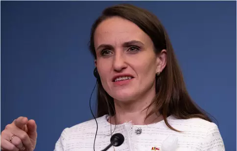 Oana Țoiu rupe tăcerea în cazul Irinei Ponta: De ce a rămas fiica fostului premier blocată în Dubai dintr-o eroare „regretabilă”