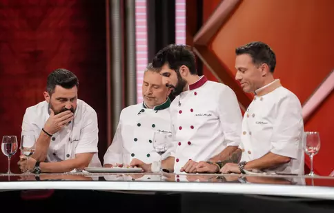 Petrică Drelciuc, cuțitul de aur al lui Chef Orlando Zaharia, a părăsit Chefi la cuțite în șoc total: „Nu am ce să adaug”. Gestul uluitor făcut în fața juraților la plecare