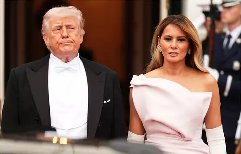 Cât costă rochia purtată de Melania Trump la cina cu Regele Charles. Suma amețitoare plătită pentru ținuta Dior