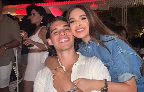 Ianis Hagi și Elena, imagine rară cu fiul lor: Detaliul de lux de 5.500 de euro care a atras imediat atenția fanilor