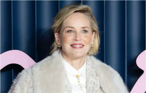 Sharon Stone, dezvăluiri despre bărbatul care i-a oferit „cel mai bun sărut” din carieră! Nu este cine crezi