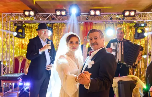 Bebe Măcelaru aruncă în aer finalul sezonului 3 din „TĂTUȚU’”! Premiera absolută filmată de PRO TV pentru nunta cu Magda