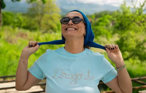 Andreea Esca deschide Căminul Cultural A lu Escana în Porumbacu de Sus