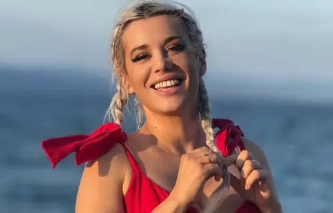 Cum arată Anisia Gafton însărcinată în săptămâna 19. Imagini cu burtica de gravidă