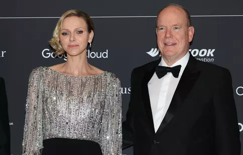 Charlene de Monaco, apariție spectaculoasă la Monaco E-Prix 2026. Ce rochie a purtat prințesa