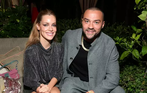 Jesse Williams din Anatomia lui Grey va deveni tată din nou. El și soția lui, Alejandra Onieva, așteaptă un copil