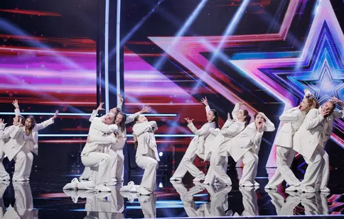 Trupa Re-Born a câștigat sezonul 16 al emisiunii „Românii au talent”. Pleacă acasă cu trofeul și premiul cel mare de 120.000 de euro