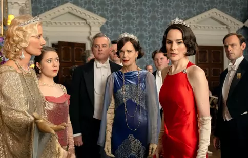 Premierele săptămânii 25 – 31 mai 2026 pe platformele de streaming! De la „Downton Abbey” și mega-proiectul Marvel „Spider-Noir” la documentarul „Rafa”