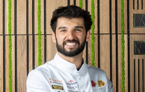 Chef Richard Abou Zaki, pe aceeași scenă cu cei mai mari bucătari ai lumii! Numele uriașe alături de care a strălucit juratul „Chefi la cuțite”