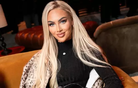 Alisha Lehmann se căsătorește cu o ispită de la „Insula Iubirii”! Imagini de colecție cu cererea în căsătorie