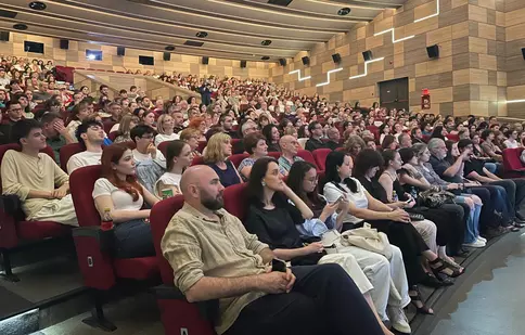 Zi istorică pentru cinematografia românească! Filmul care a strâns zeci de mii de oameni în săli la aceeași oră