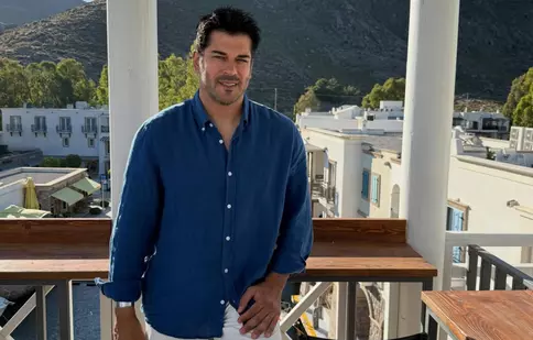 Burak Özçivit revine în seriale. Starul din „Dragoste infinită” îl înlocuiește pe Uğur Güneş în noua producție turcească