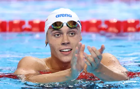 David Popovici a câștigat aurul și la 200 m liber, la Settecolli. Românul a stabilit un nou record al competiției