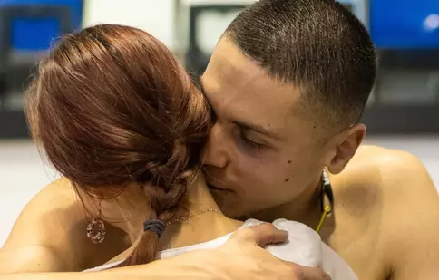 Cum a fost surprins David Popovici alături de iubita lui, într-un local din Floreasca. Gestul făcut de Taisia când au ajuns în parcare