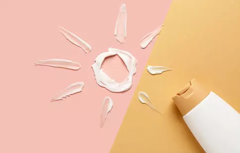 SPF 30 vs SPF 50: Cum alegi corect protecția solară în zilele de vară