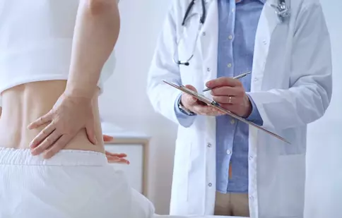 Hernie de disc: cauze, simptome, diagnosticare și tratament