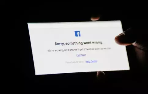 Facebook a picat. Mii de utilizatori din România și din lume raportează probleme de acces