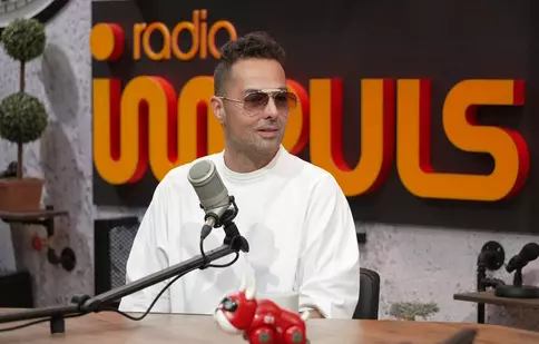 Tudor Ionescu de la Fly Project, dezvăluiri despre succes, muzică și familie la „Invitatul de 12”