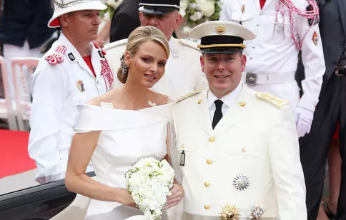 Prețul nescris al coroanei: De ce a plâns Charlene în ziua nunții de 45 de milioane de euro cu Prințul Albert?. Imagini de la ceremonie