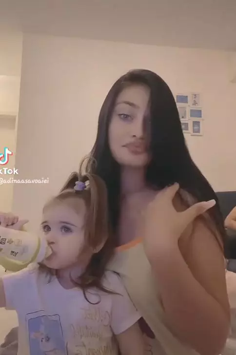 adina cu fetita