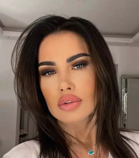oana zavoranu 2