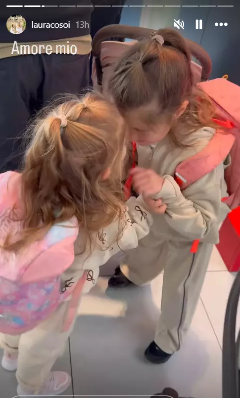 Laura Cosoi, aventură exotică alături de soț și de cele patru fetițe ale lor (8)