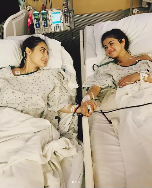 Selena a suferit un transplant de rinichi anul acesta.