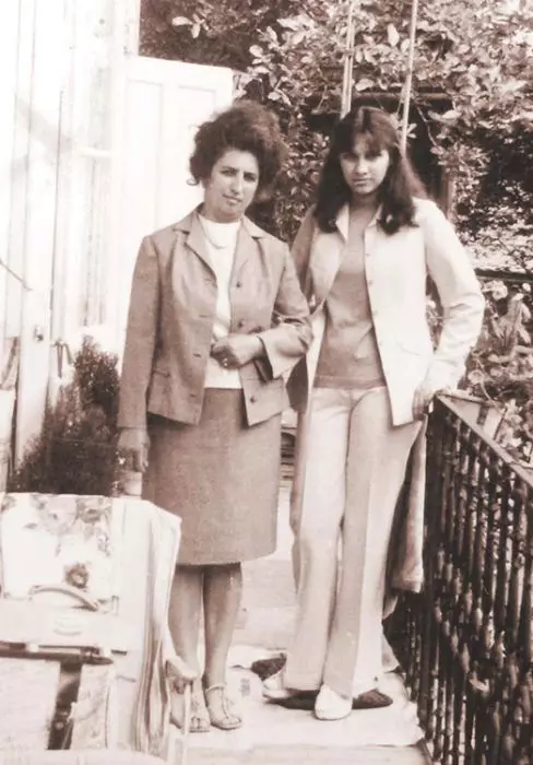 carmen-iohannis-si-mama-ei