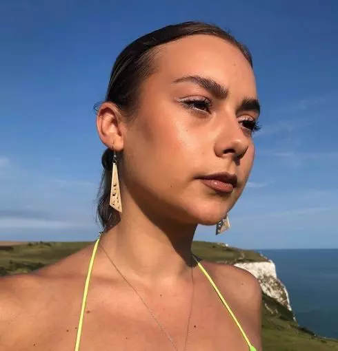 alexandra-mucea-survivor-6