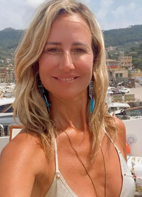 Lady-Victoria-Hervey-2