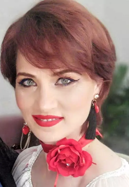 nicoleta voicu nu vorbeste cu fiul ei