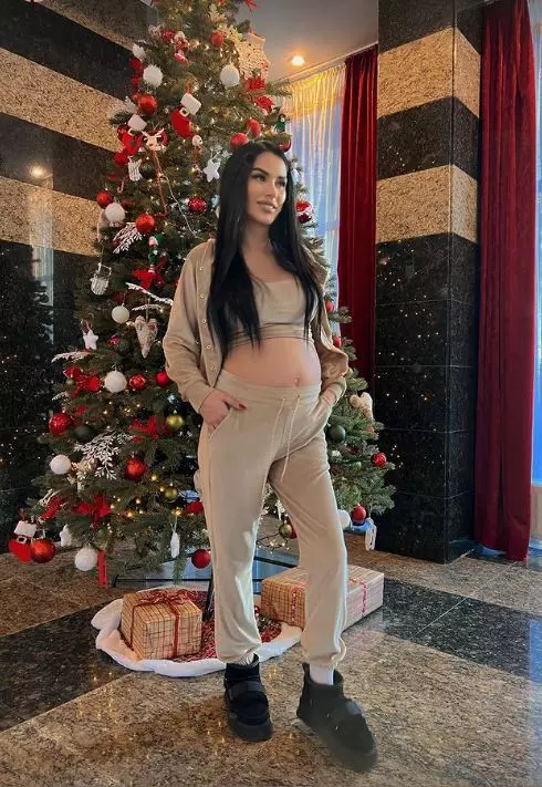 Daniela crudu primele imagini cu burtica