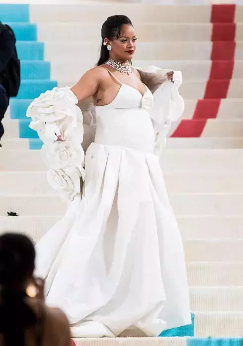 rihanna-1