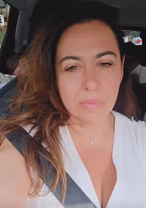 oana roman in masina