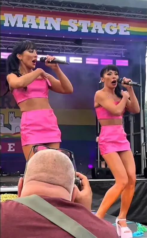 cheeky girls la 42 de ani