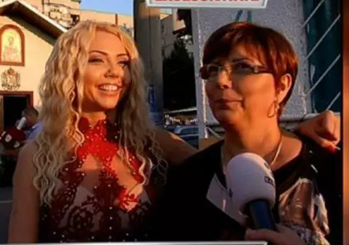 Mama Denisei manelista (10)