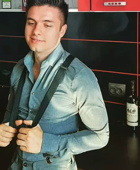 Cine este Albert Oprea de la Survivor?