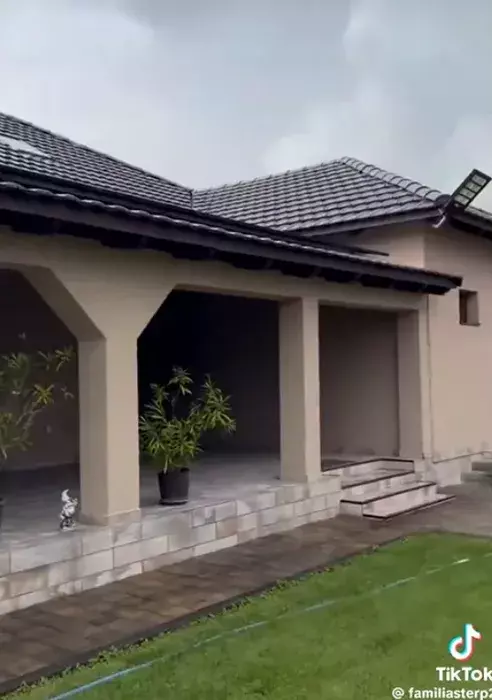 Iancu Sterp și Denisa Coțolan casa5