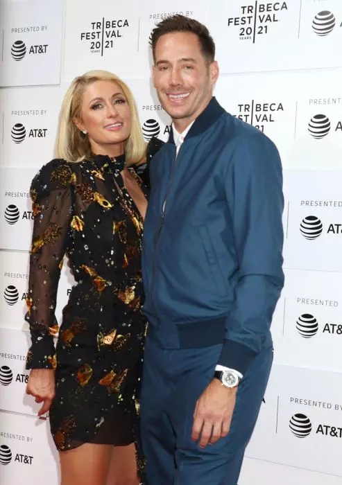 Paris Hilton a dezavăluit ce nume e ales pentru fiul ei 5