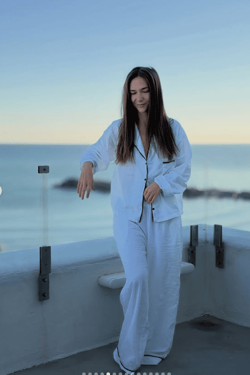 Adela Popescu in vacanta