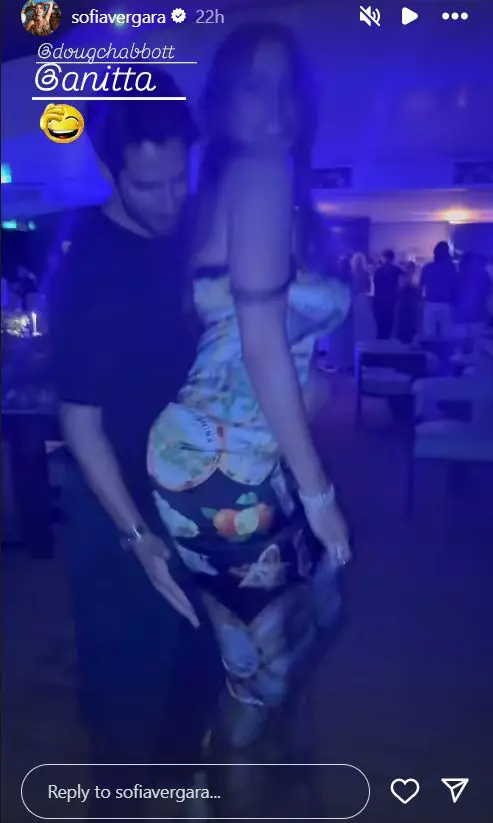 Sofia Vergara, dans senzual cu iubitul ei  (4)