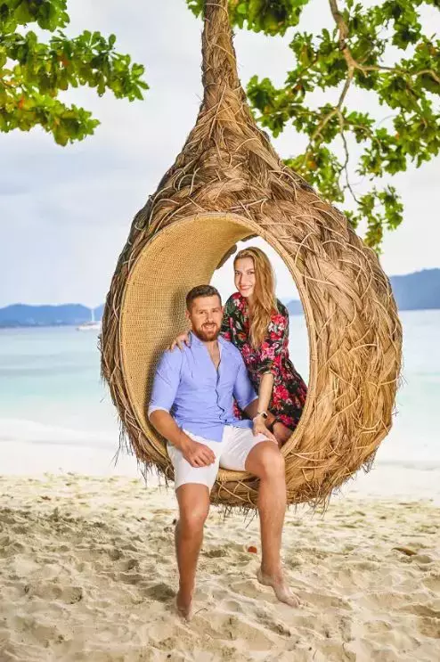 cerasela-insula-iubirii-1