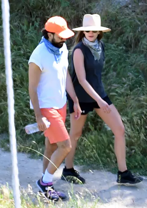 EXCLUSIVE: Elizabeth Olsen goes trail hiking in the Hollywood Hills with her husband Robbie Arnet