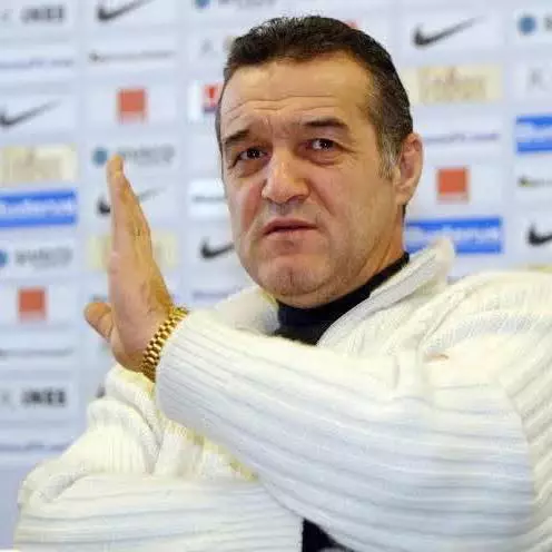 Tani-Budi-Gigi-Becali-3